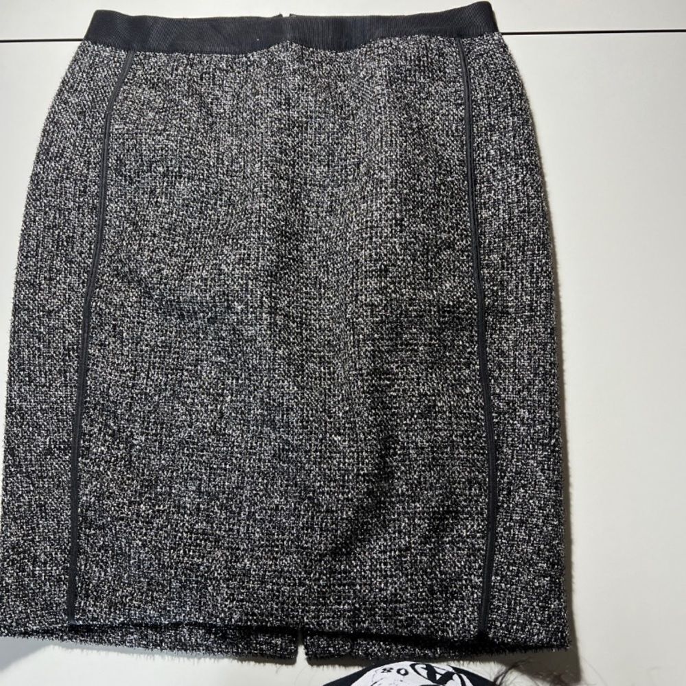 J crew pencil skirt size 8‎